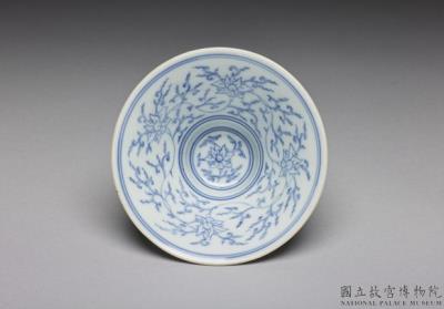 图片[3]-Cup with lotus scrolls in underglaze blue, Mark of da ming chenghua nian zhi. Qing dynasty, 17th – 18 century-China Archive